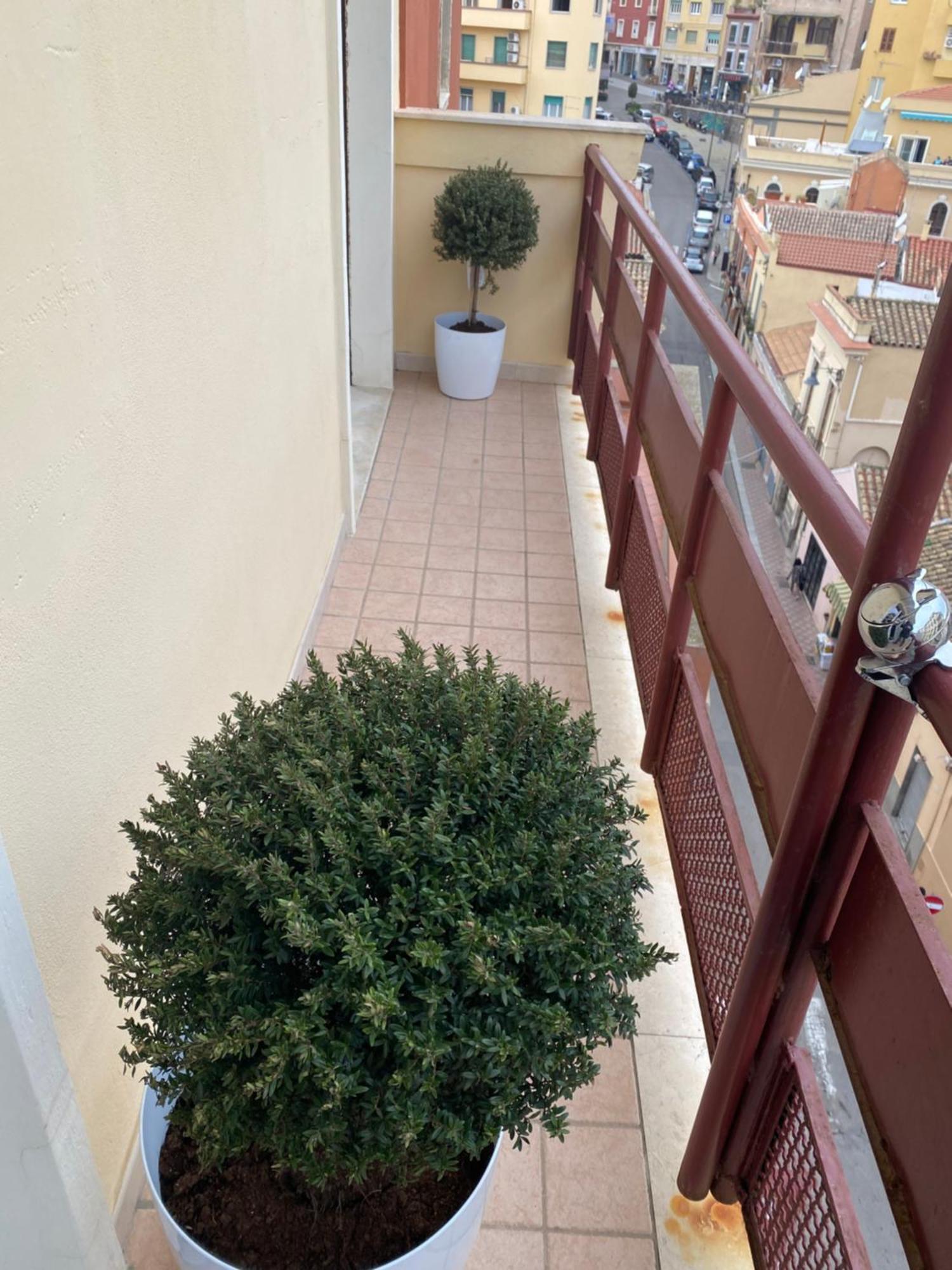 Myrtus Guest House Piazza Gramsci Cagliari Exterior foto